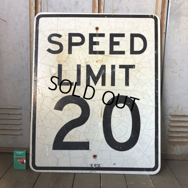 画像1: Vintage Road Sign SPEED LIMIT 20 (S575)  (1)