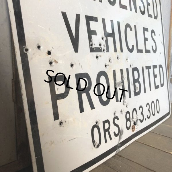 画像3: Vintage Road Sign UNLICENSED ... (S570)  (3)