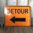 画像1: Vintage Road Sign DETOUR ← (S572)  (1)