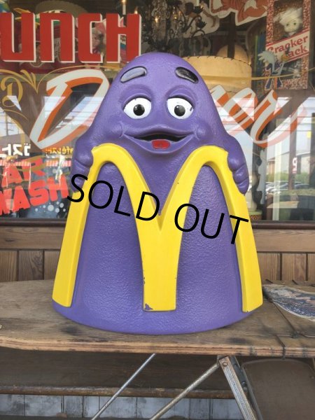 画像1: Vintage Mcdonald's Grimace Statue Playland Childs Chair (S606） (1)