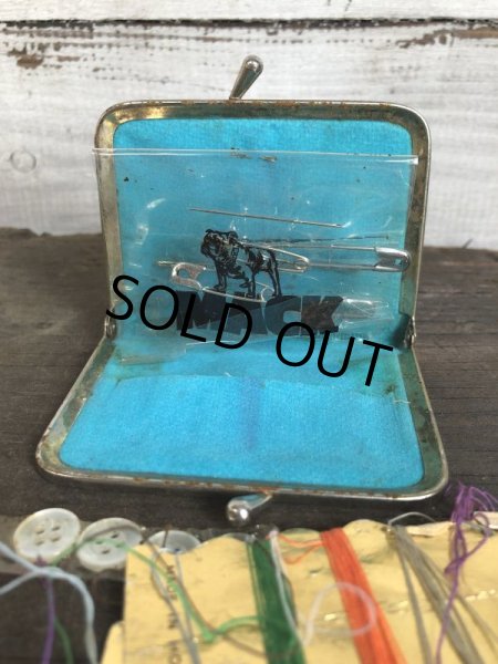 画像7: Vintage Mack Truck Bulldog Sewing Set (S637) (7)