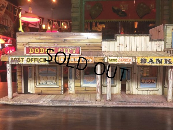 画像5: 1950's Marx Dodge City Western Town Play House (S646) (5)
