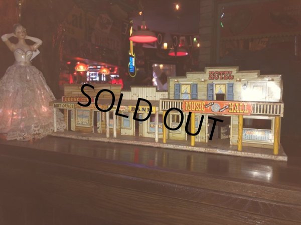 画像16: 1950's Marx Dodge City Western Town Play House (S646) (16)