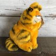 画像2: Vintage Dakin Garfield Plush Doll (S655) (2)