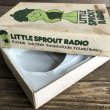 画像3: 80s Vintage Little Green Sprout RADIO (S681) (3)