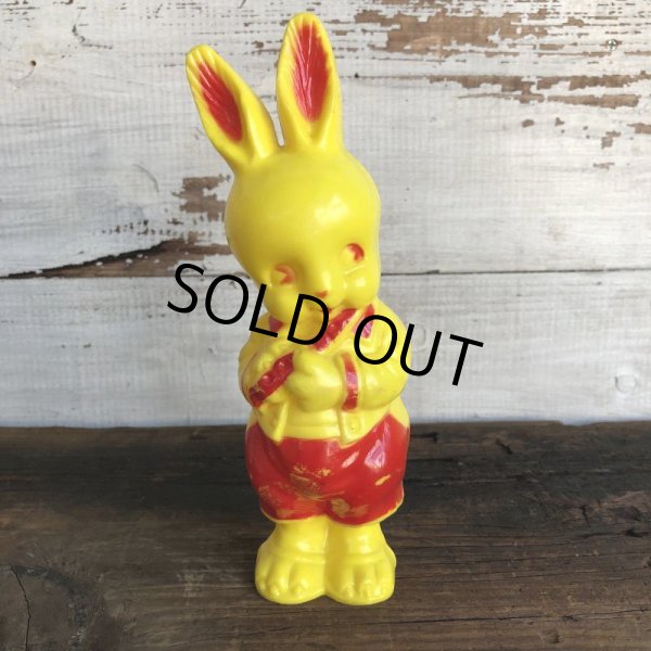 画像8: Vintage Bunny Plastic Shaker Baby Toy (S742) (8)