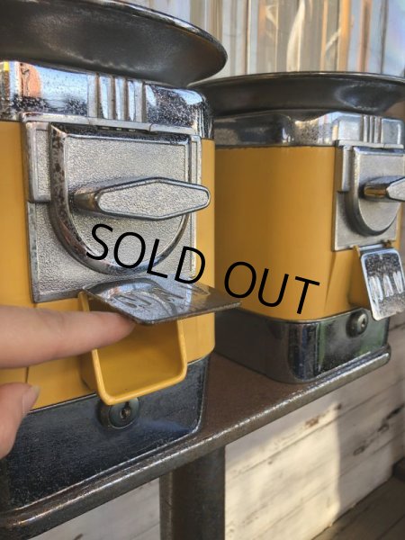 画像9: Vintage Bubble Gum Glass Globe Vending Machine Stand (S778) (9)