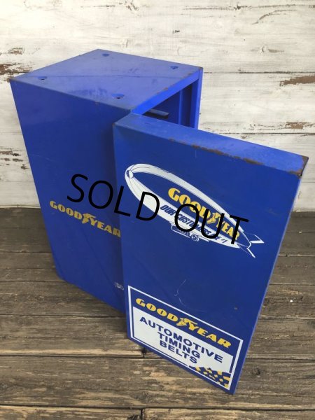 画像4: Vintage Goodyear Store Display Metal Cbinet (S915) (4)