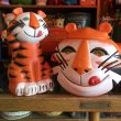 画像9: 60s Vintage Kelloggs Tony the Tiger Plastic Cookie Jar (S902) (9)