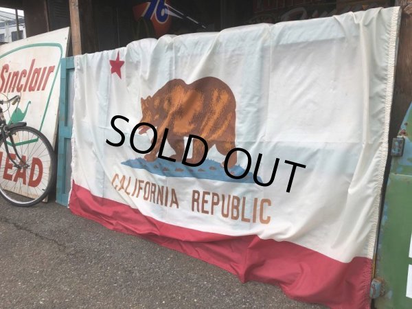 画像2: Vintage Made in U.S.A The Bear California Republic Flag (S924) (2)