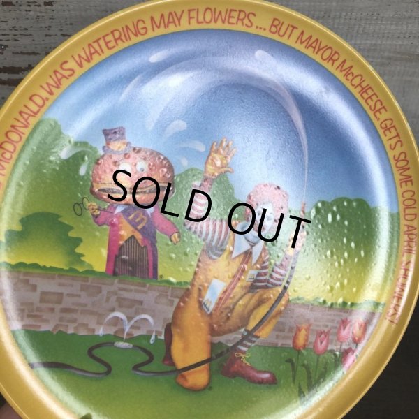 画像5: Vintage 1977 McDonalds Plastic Plate ...Cold April Showers! (T097)  (5)