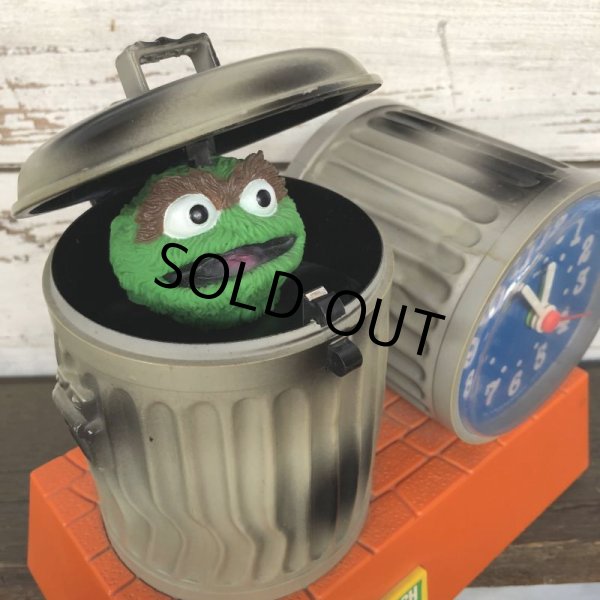 画像7: Vintage 1970s Sesame Street Talking Alarm Clock OSCAR  (T122) (7)