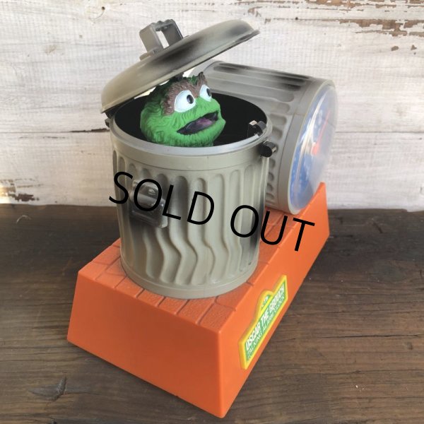 画像3: Vintage 1970s Sesame Street Talking Alarm Clock OSCAR  (T122) (3)