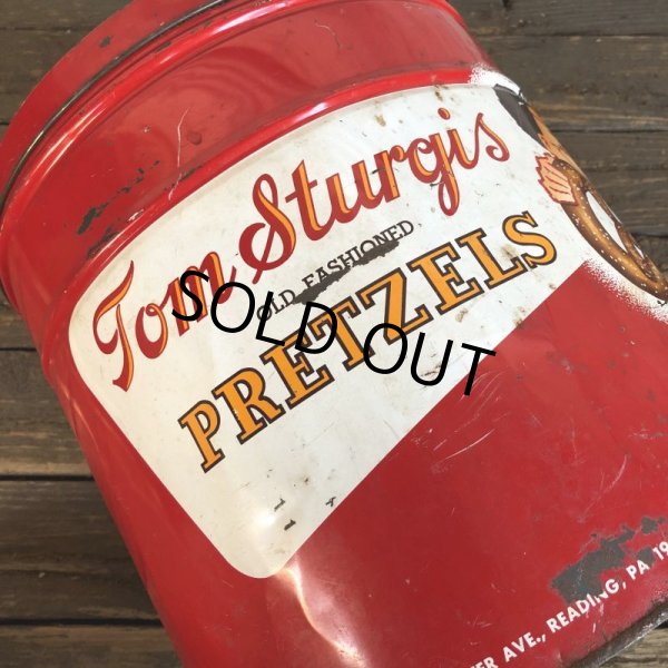 画像9: Vintage Pretzel Tin Tom Sturgis Large (T142) (9)