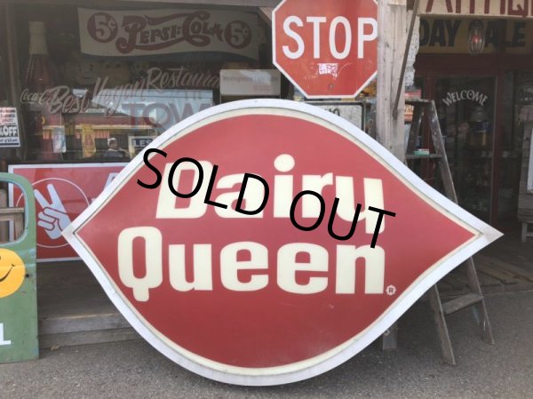 画像1: Vintage DAIRY QUEEN Huge Light Up Sign (T187) (1)