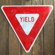 画像4: Vintage Road Sign YIELD (T223) (4)