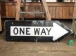 画像1: Vintage Road Sign ONE WAY (T227) (1)