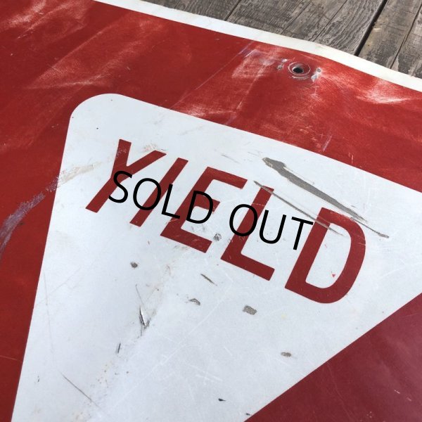 画像8: Vintage Road Sign YIELD (T222) (8)