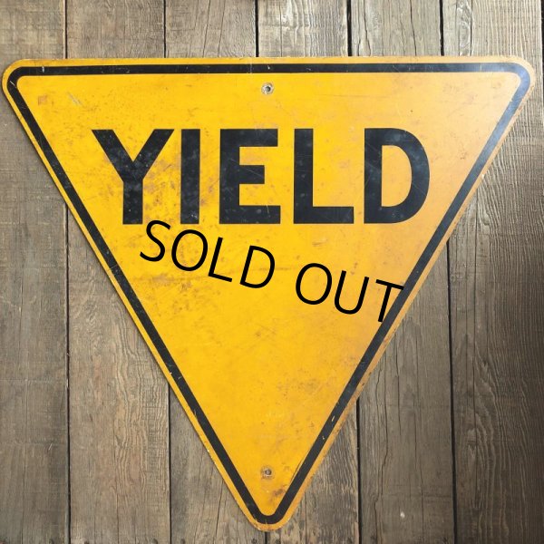 画像4: Vintage Road Sign YIELD (T221) (4)
