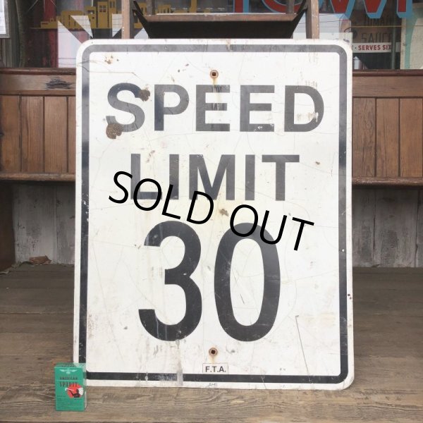 画像1: Vintage Road Sign SPEED LIMIT 30 (T229) (1)