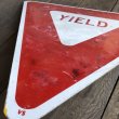 画像5: Vintage Road Sign YIELD (T223) (5)