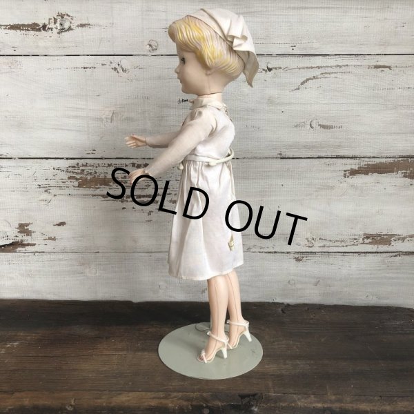 画像4: Vintage Red Cross Nurse Plastic Statue War Memorabilia 47cm (T309) 　 (4)