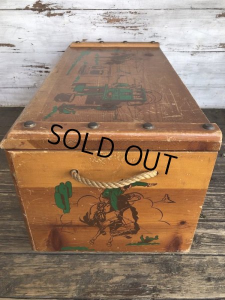 画像5: Vintage U.S.A Cowboy Wooden Chet Box (T369) 　 (5)