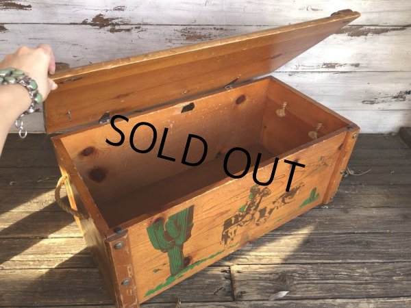 画像7: Vintage U.S.A Cowboy Wooden Chet Box (T369) 　 (7)