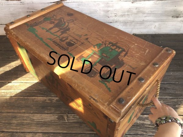 画像15: Vintage U.S.A Cowboy Wooden Chet Box (T369) 　 (15)