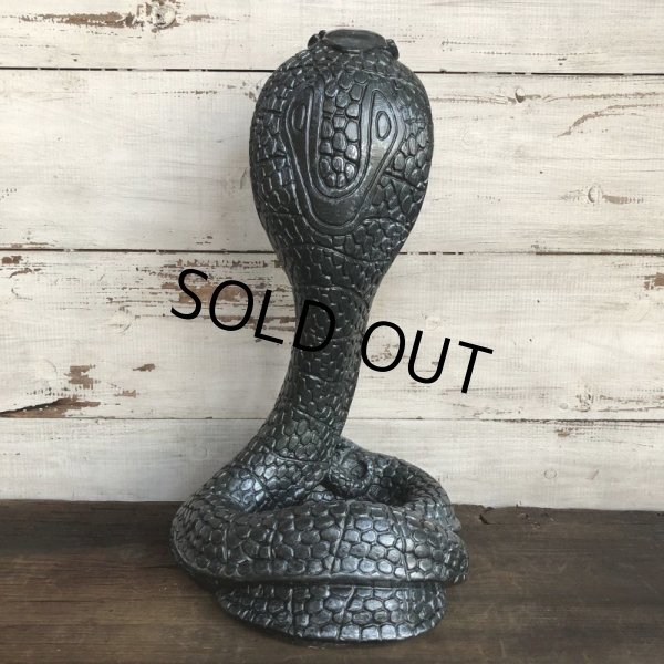 画像3: Vintage 1960s UNIVERSAL STATUARY Gold King Cobra 16' Statue Black (T393) (3)