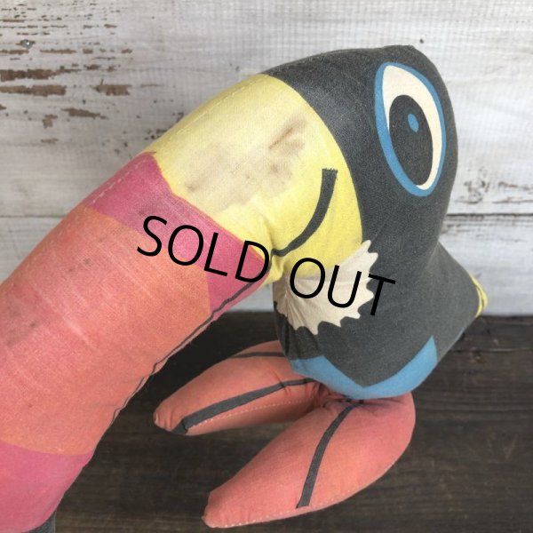 画像2: 60s Vintage Pillow Doll Kellogg's Toucan Sam (T356)  (2)