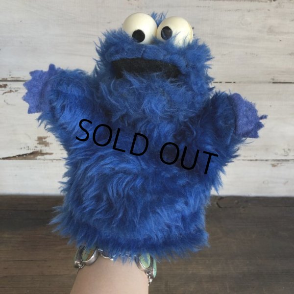 画像1: Vintage Knickerbocker Sesame Street Cookie Monster Hand Puppet Doll (T407) (1)