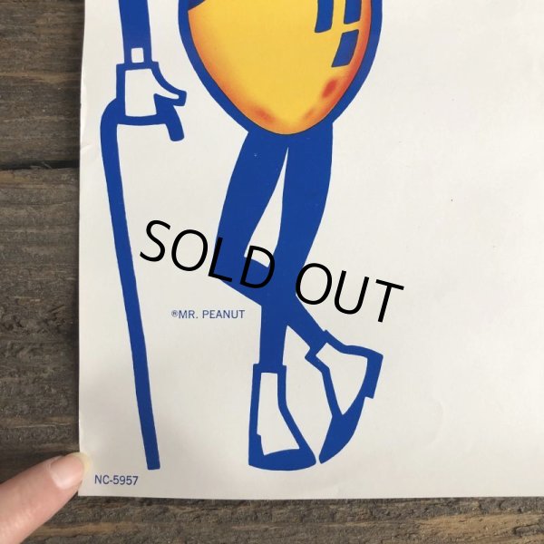 画像2: Vintage Planters Mr Peanut Store Display Poster (T440) (2)