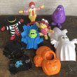 画像3: 1995 McDonald's Halloween Costume Figure Set (T453) (3)