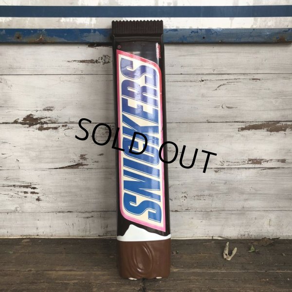 画像2: Vintage Snickers Bar Store Display Sign (T476) (2)