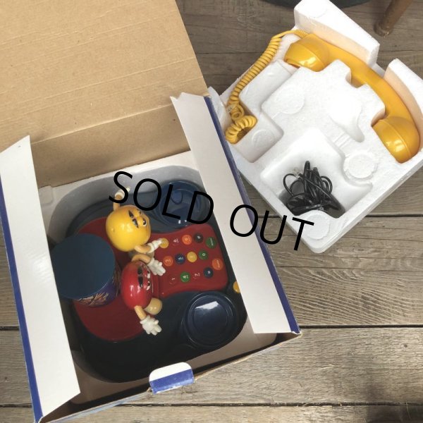 画像9: Vintage M&M's Swarm Phone (T574) (9)