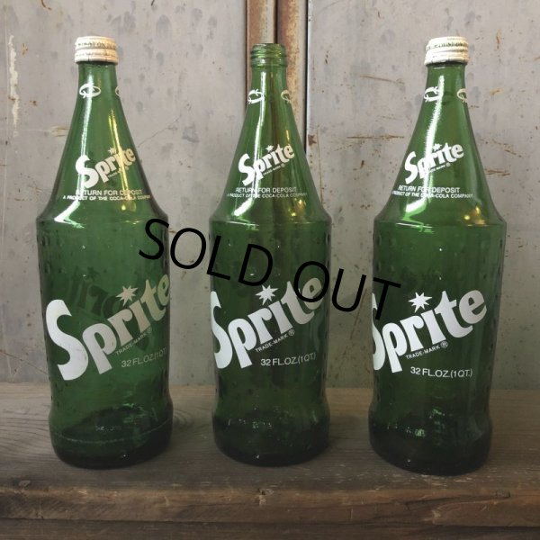 画像2: 70s Vintage Sprite Soda Green Glass Bottle 32FL OZ  (T614)  (2)