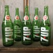 画像2: 70s Vintage 7UP Soda Green Glass Bottle 28FL OZ  (T615)  (2)