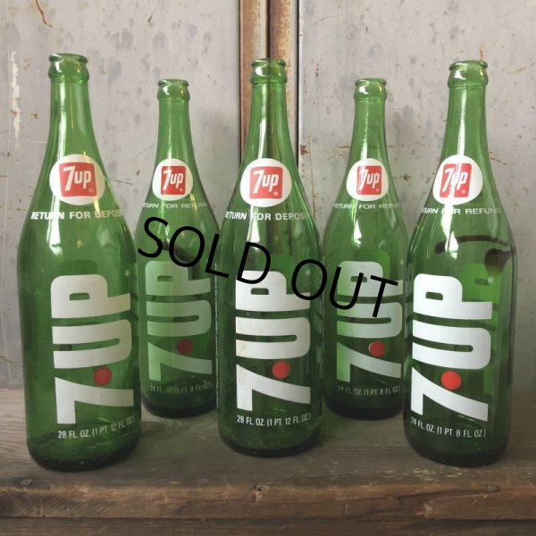 画像2: 70s Vintage 7UP Soda Green Glass Bottle 28FL OZ  (T615)  (2)