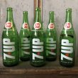 画像4: 70s Vintage 7UP Soda Green Glass Bottle 28FL OZ  (T615)  (4)
