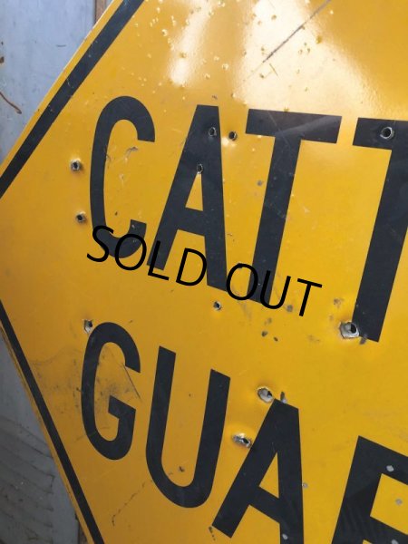 画像3: Vintage Road Sign CATTLE GUARD (T625) (3)