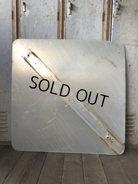 画像6: Vintage Road Sign NO OUTLET (T642) (6)