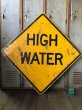 画像1: Vintage Road Sign HIGH WATER (T623) (1)