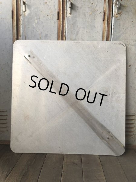 画像6: Vintage Road Sign NO OUTLET (T647) (6)