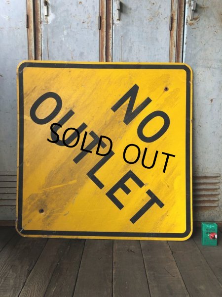 画像5: Vintage Road Sign NO OUTLET (T642) (5)