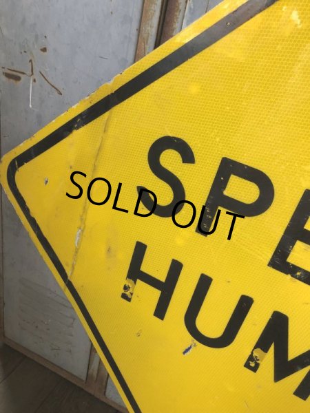 画像3: Vintage Road Sign SPEED HUMP (T649) (3)