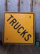 画像5: Vintage Road Sign TRUCK (T630) (5)