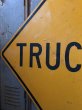 画像3: Vintage Road Sign TRUCK (T630) (3)