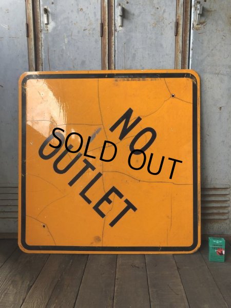 画像5: Vintage Road Sign NO OUTLET (T647) (5)