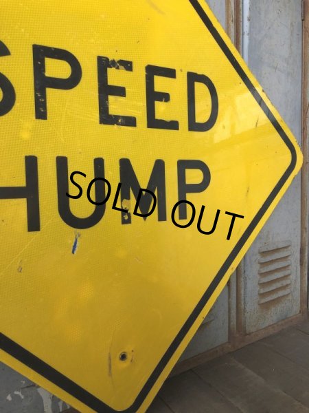 画像4: Vintage Road Sign SPEED HUMP (T649) (4)